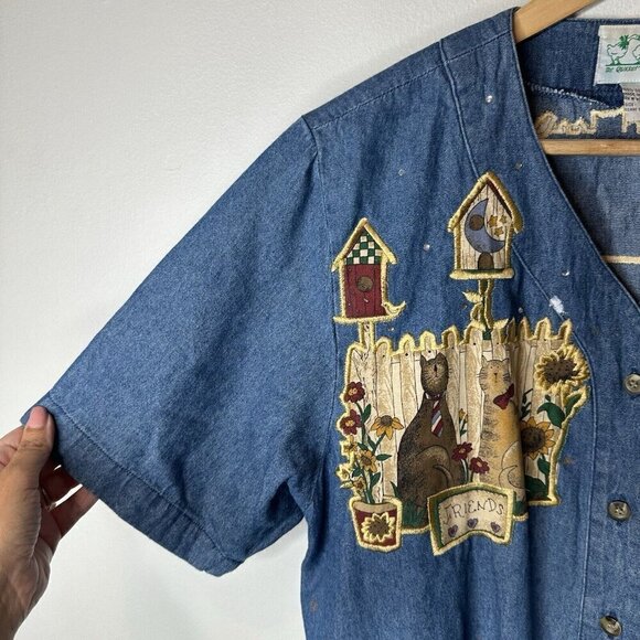 The Quacker Factory Shirt Large Denim Embroidered Short Sleeve Button up - Picture 3 of 12